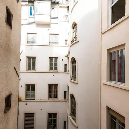 Le Cocon De Cordeliers ليون